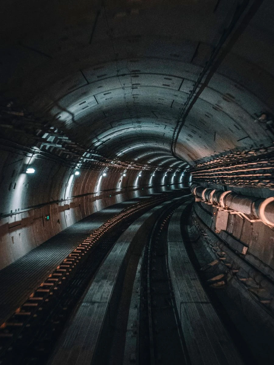 Najdłuższy tunel kolejowy świata pod Alpami 