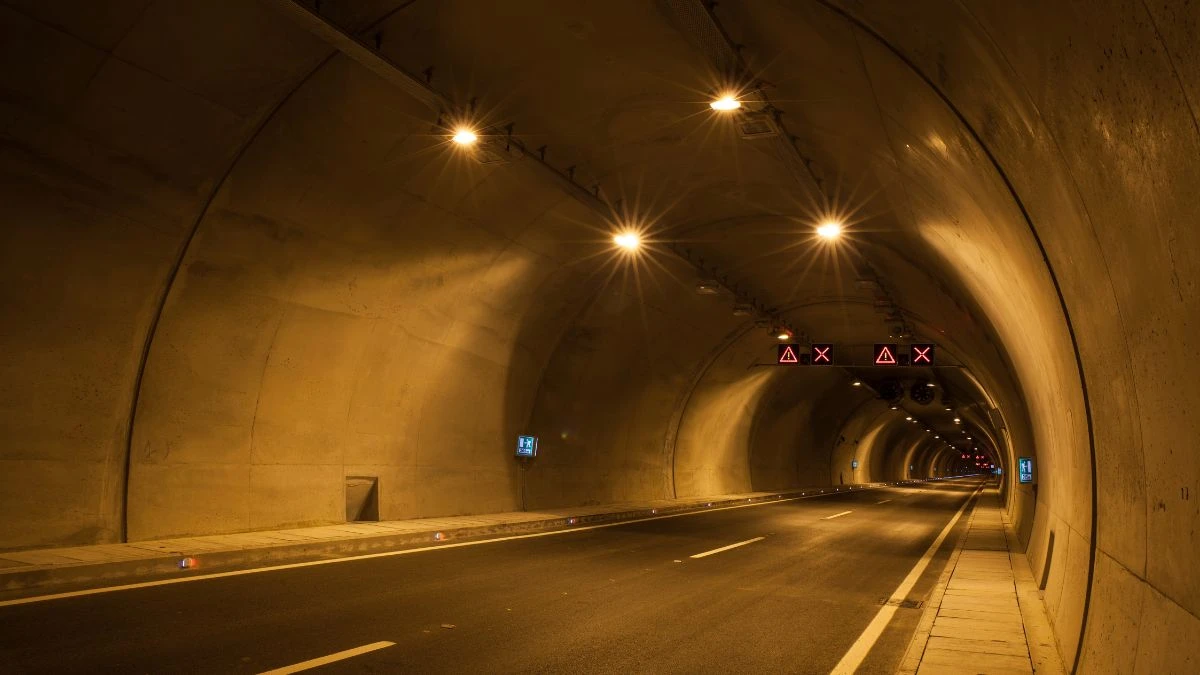 Pierwszy tunel samochodowy na świecie znajduje się w Niemczech i ma ponad 125 lat
