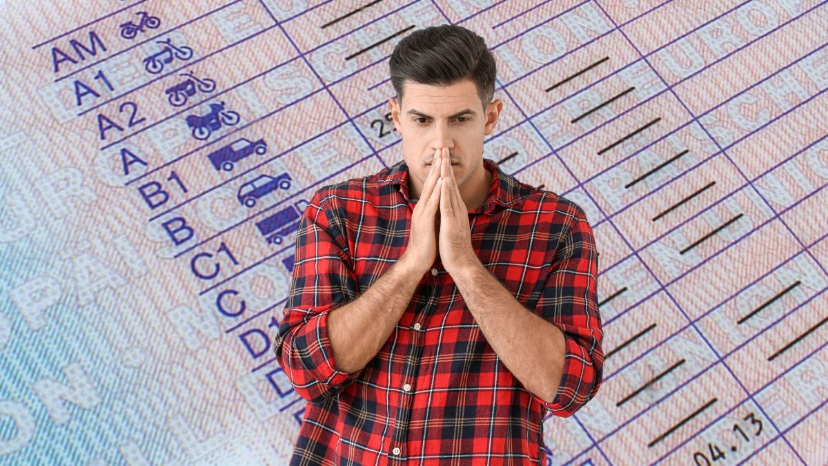 Prawo jazdy cofnięte we wszystkich krajach UE. Zdjęcie przedstawiające cofnięte prawo jazdy ważne we wszystkich krajach UE