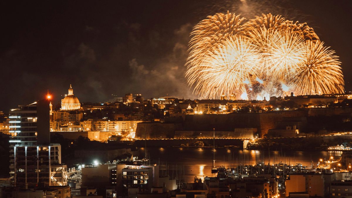 najlepsze miasto na świecie w 2025 Foto: pokaz fajerwerków na Malcie