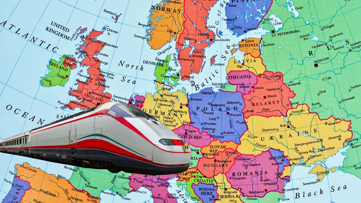 Sieć szybkiej kolei do 2040 roku Foto: pociąg szybkiej kolei na tle mapy Europy