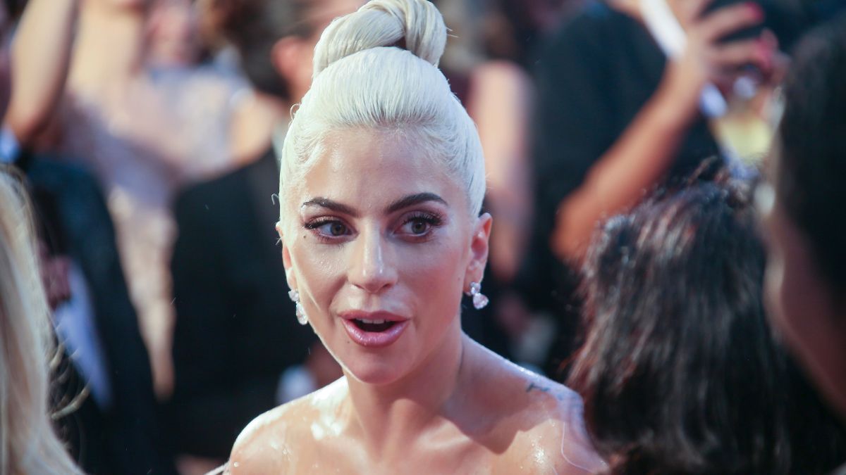 Lady Gaga przekazała 100 000 dolarów na rzecz ratowania polskiej młodzieży